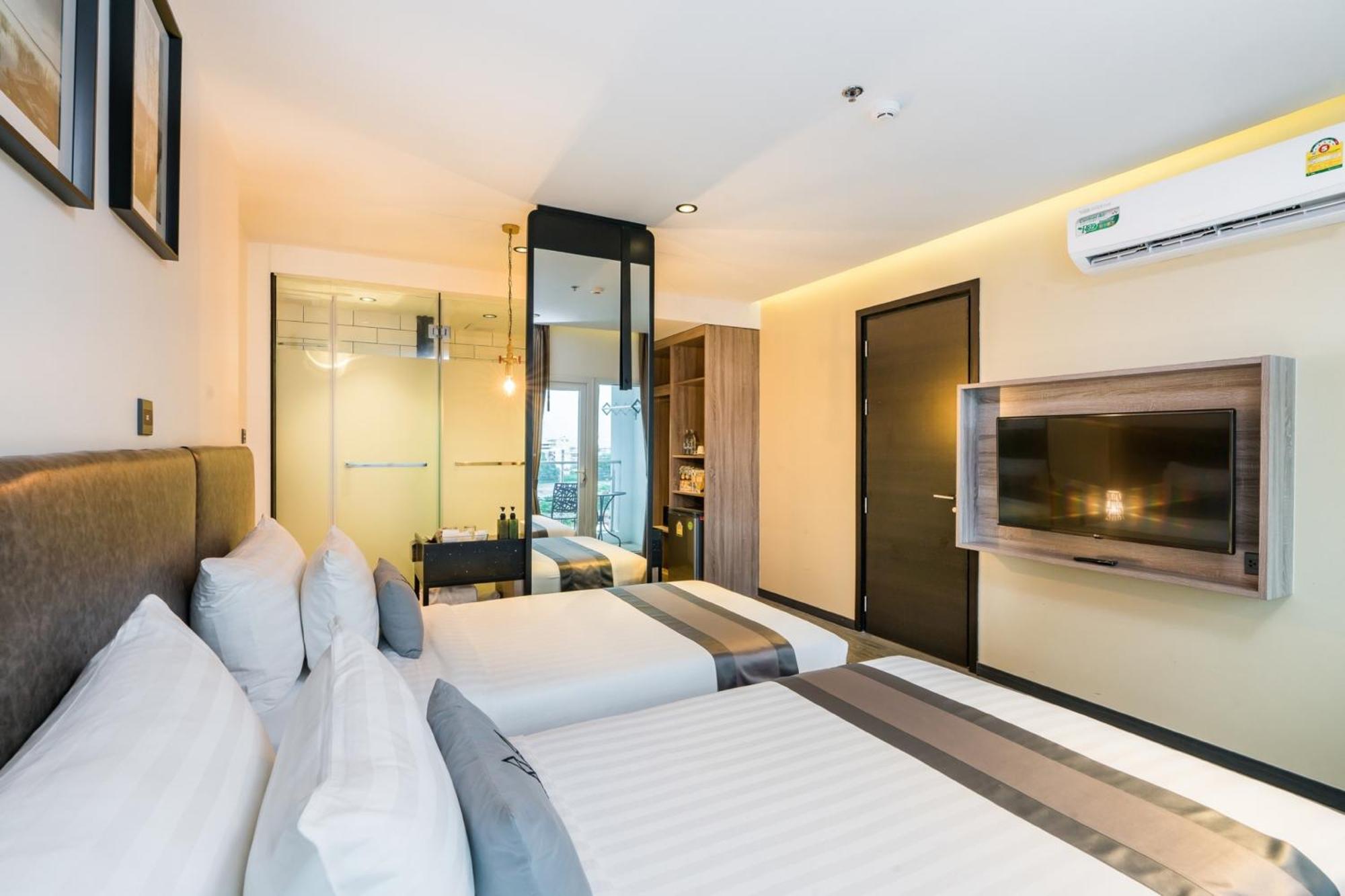 T Pattaya Hotel By Pcl Экстерьер фото