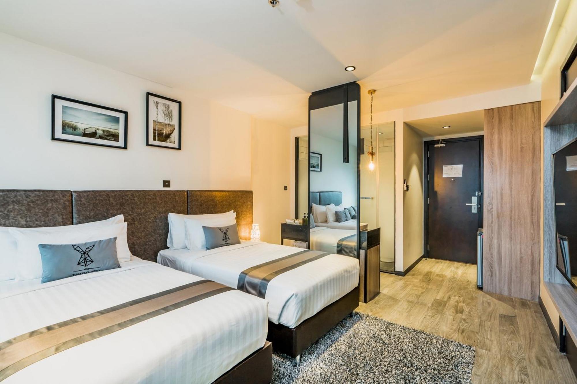 T Pattaya Hotel By Pcl Экстерьер фото