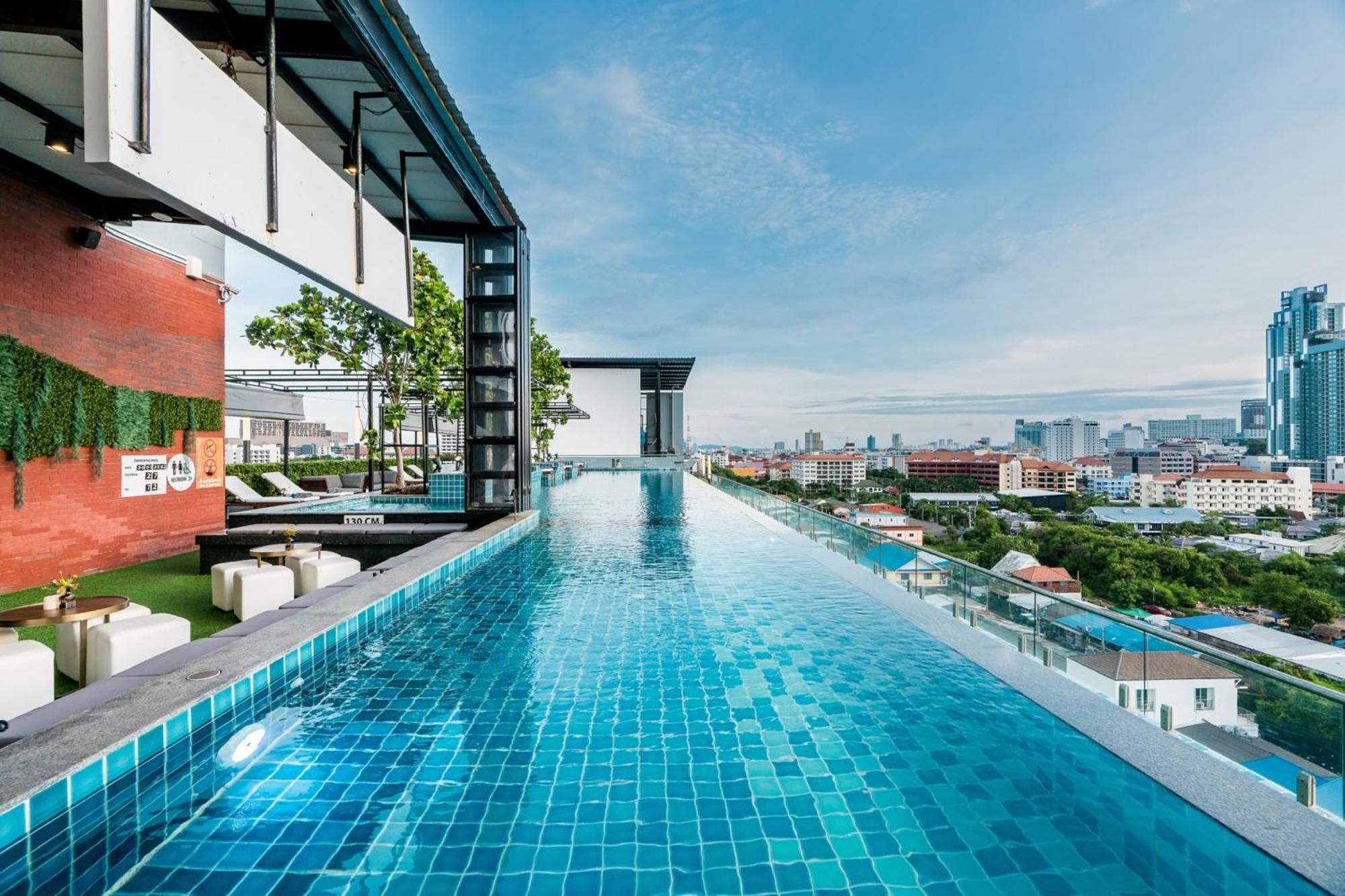 T Pattaya Hotel By Pcl Экстерьер фото
