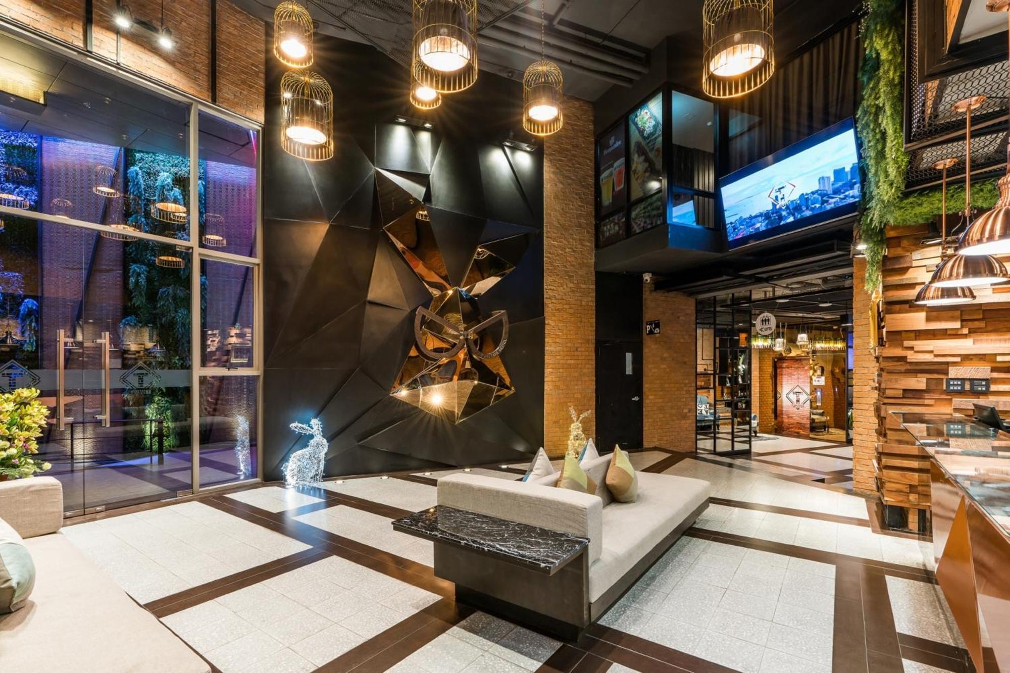 T Pattaya Hotel By Pcl Экстерьер фото